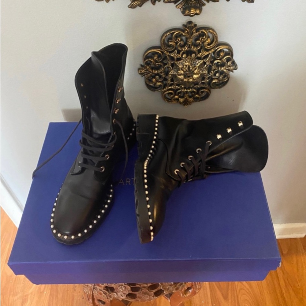 🖤🤍Stuart Weitzman Womes 8Sondra Black Leather Lace-Up Combat Boots Pearl Trim🖤🤍